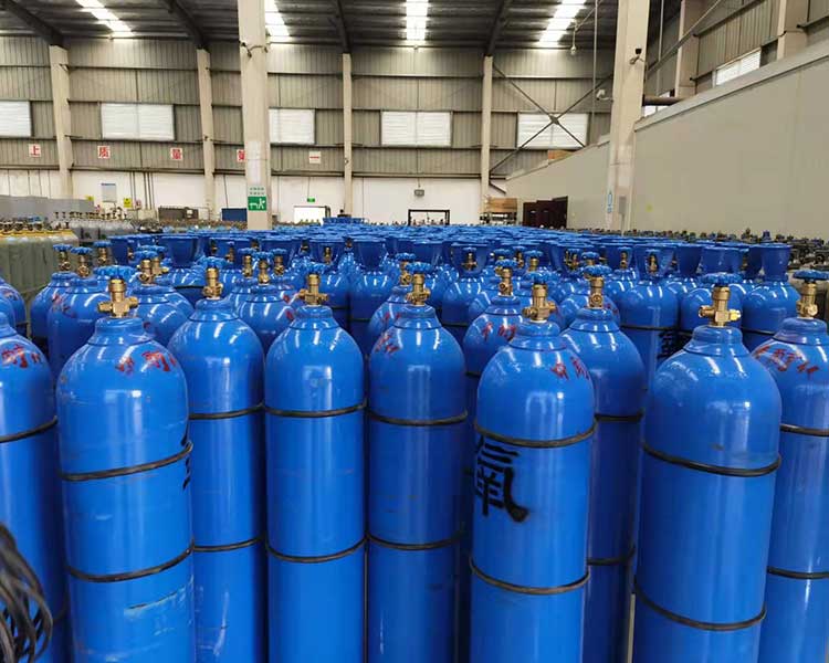 武汉中醇化科技为你专业分享，氧气厂家介绍氧气瓶的使用存放注意事项？